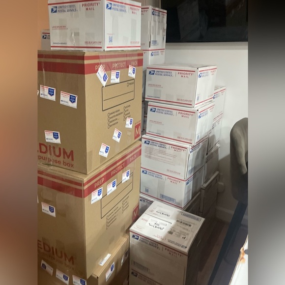 🔖🎯TARGET LIVE SHOWS - Like this listing to be notified when we go live🔖🎯 - Picture 4 of 4